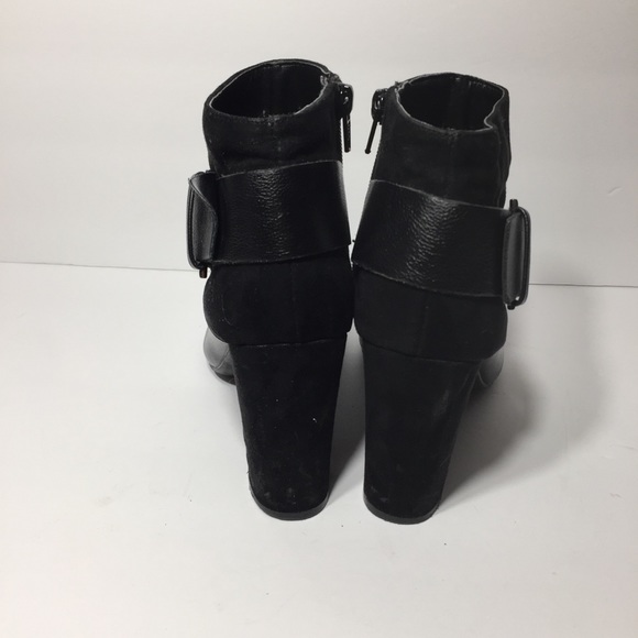 Bar lll Nimble Pointed Toe Leather Ankle Booties - Picture 4 of 7